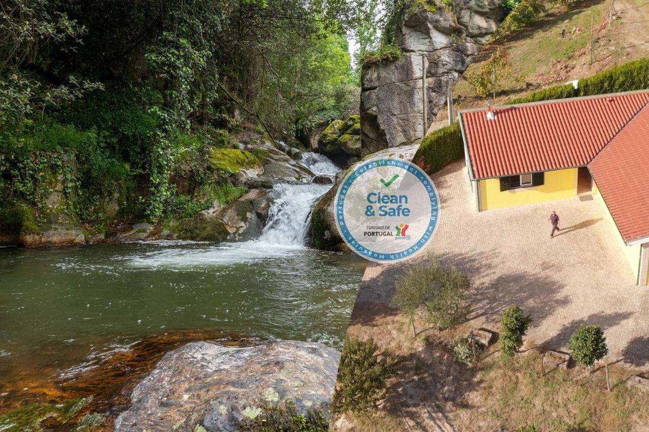 Casa Dos Limoeiros Em Ribas Villa Celorico De Basto Esterno foto